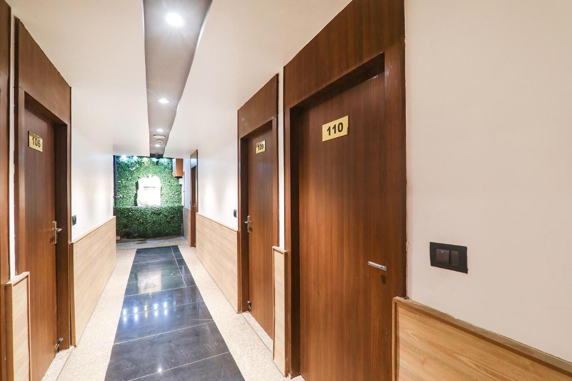 Fabhotel Shaurya Inn Lucknow Buitenkant foto